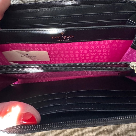 Kate Spade Neda Penn Valley Wallet - Picture 4 of 7